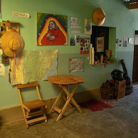 Acusi Hostel Camping Humahuaca Ngoại thất bức ảnh