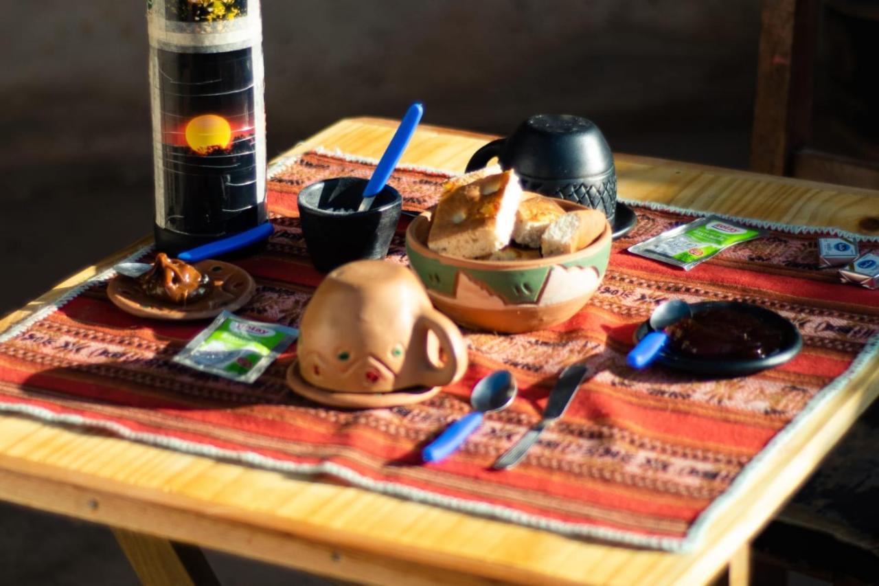 Acusi Hostel Camping Humahuaca Ngoại thất bức ảnh